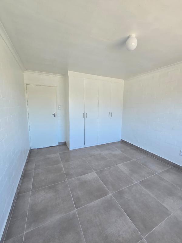 To Let 2 Bedroom Property for Rent in Thornton Western Cape